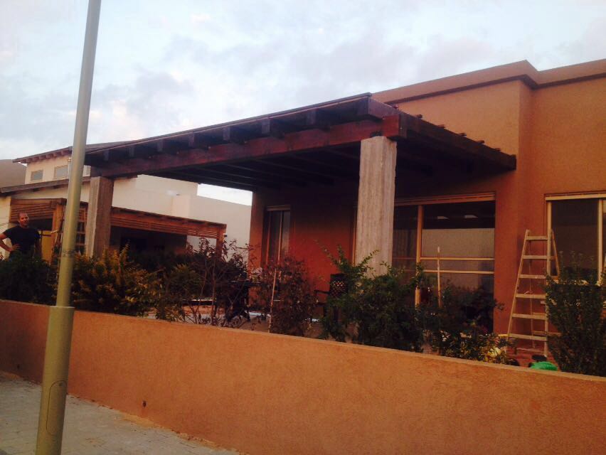 פרגולות מעץ גושני